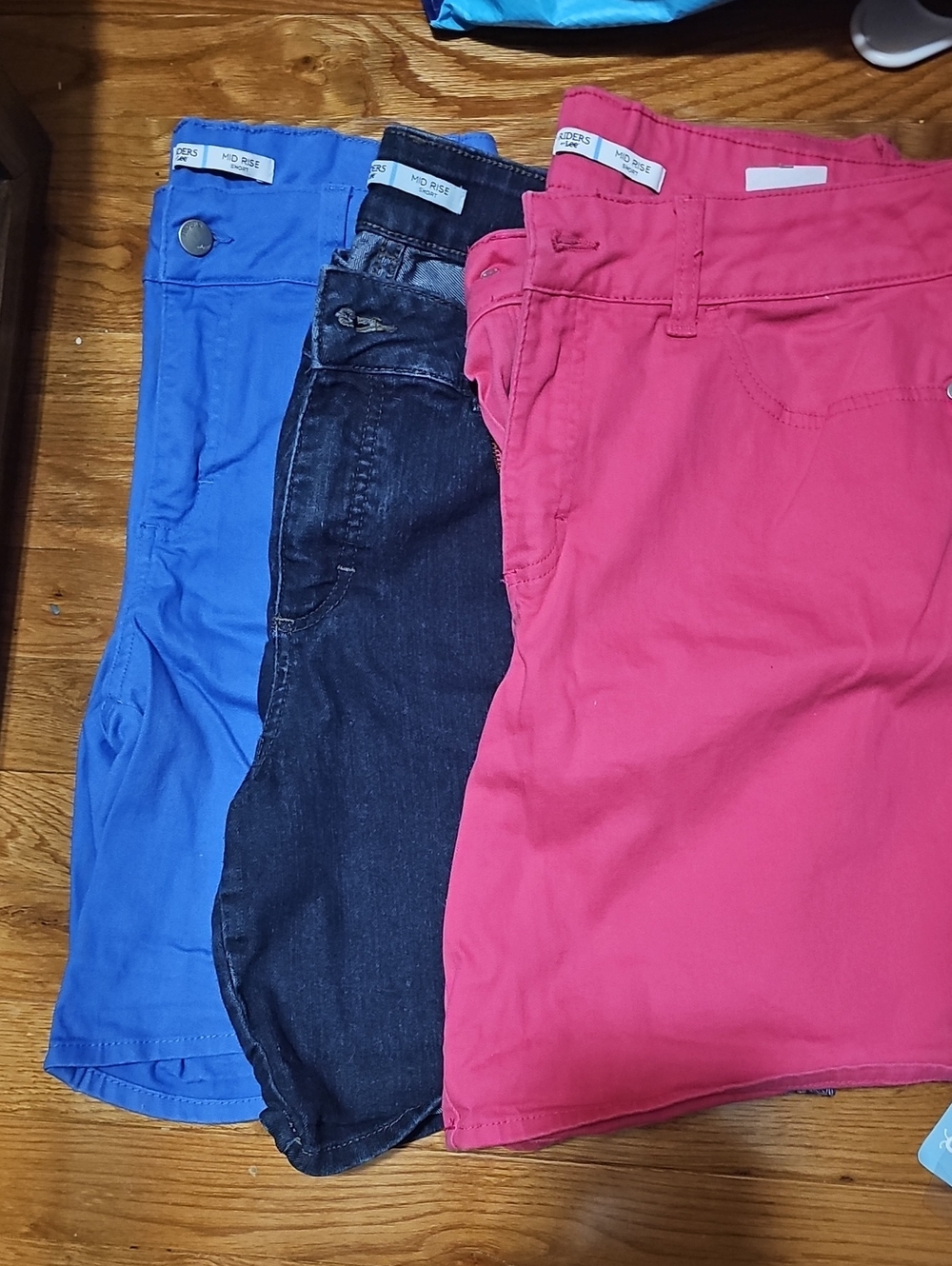 Riders by Lee Women's Jean Shorts - Blue, Dark Indigo, Pink